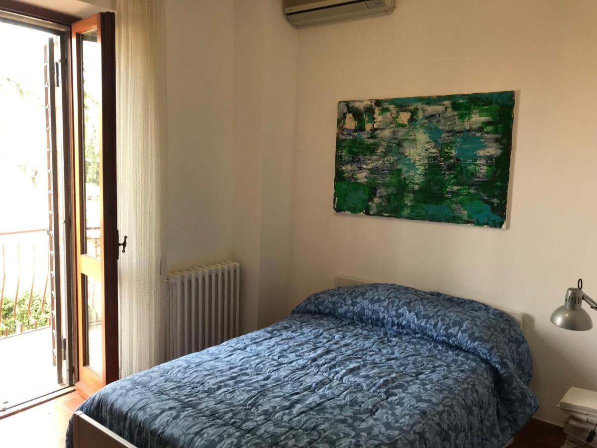 La Casa Delle Sirene Hotell Assisi Exteriör bild